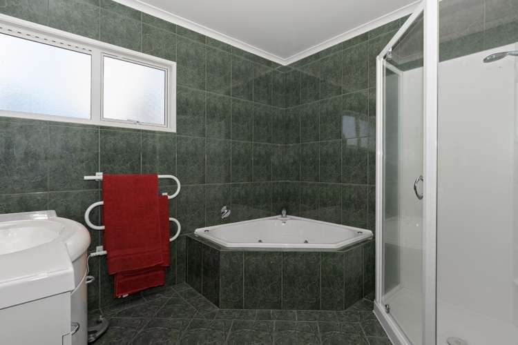 24 Kiriwai Place Matua_22