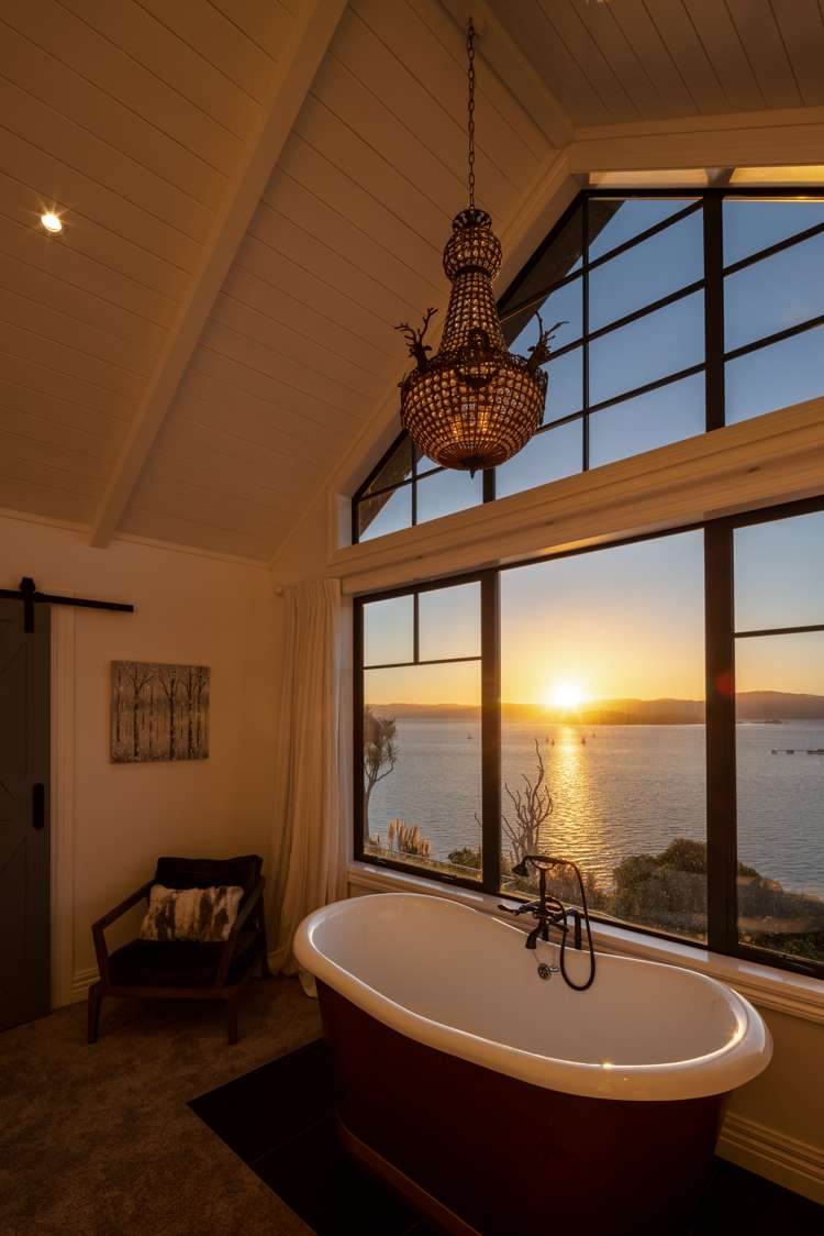 33 Waitohu Road York Bay_26