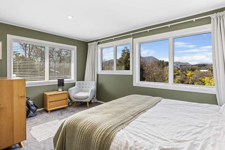 10 Armstrong Grove Hilltop_7