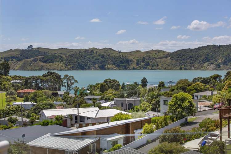 25E Violet Street Raglan_16