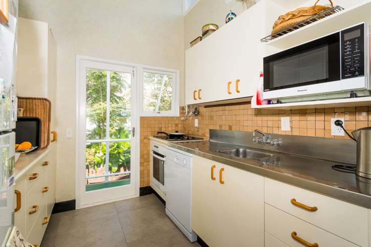 19 Holland Road Hillcrest_11