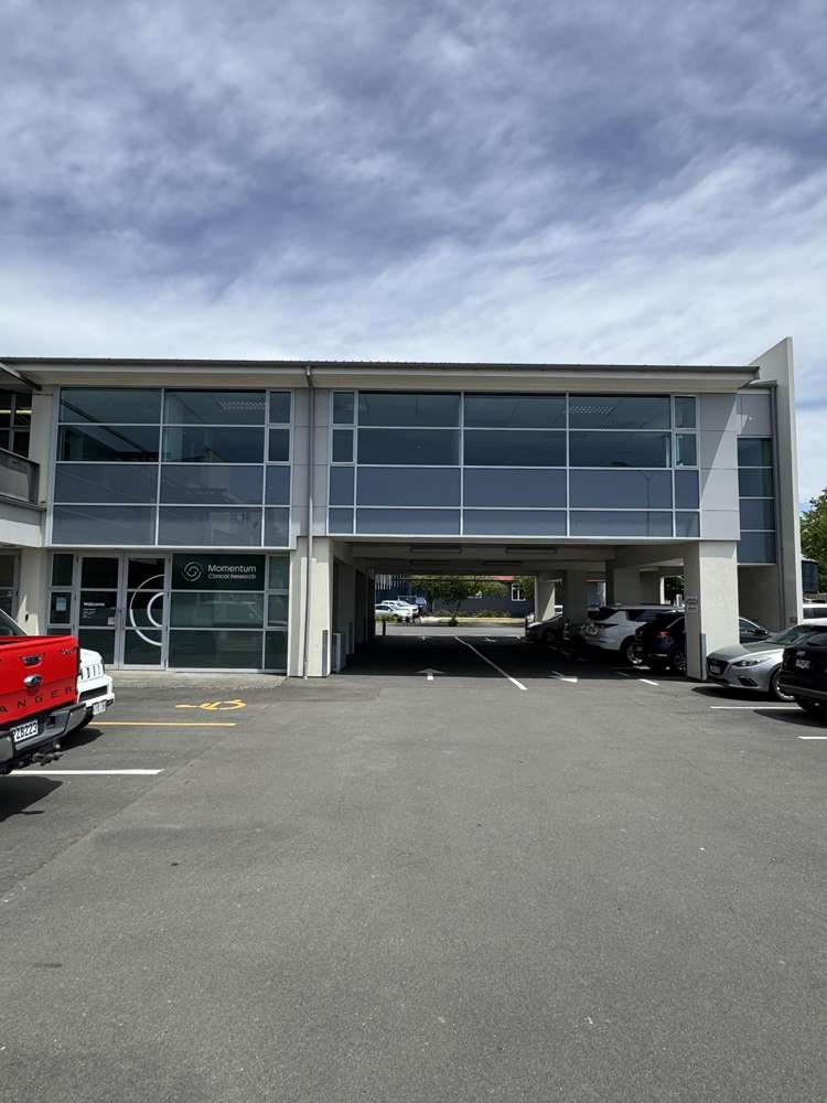 205 Hastings Street South (First Floor) Hastings_1