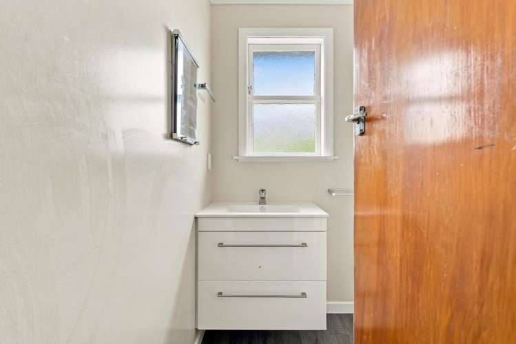 17 Devon Road Springvale_7