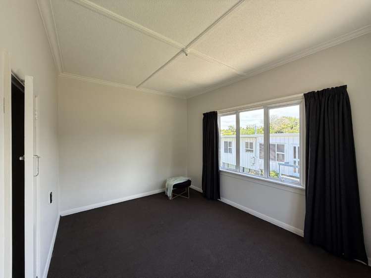 58 Waimea Street Westown_8