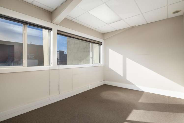 10-16 Perry St Masterton_6
