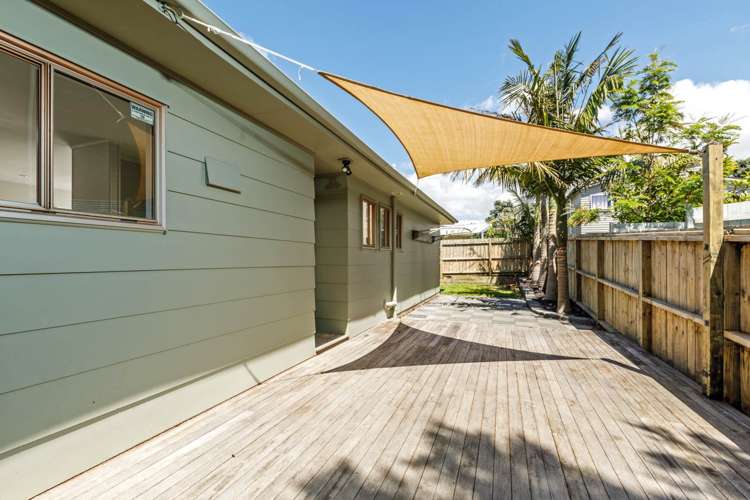 1/37 Camrose Place Glenfield_15