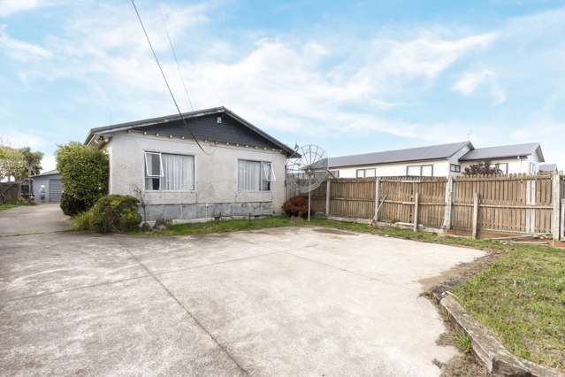 31 & 31a Ottawa Road Wainoni_1