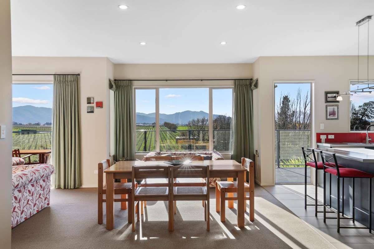 12 Lake View Place_4