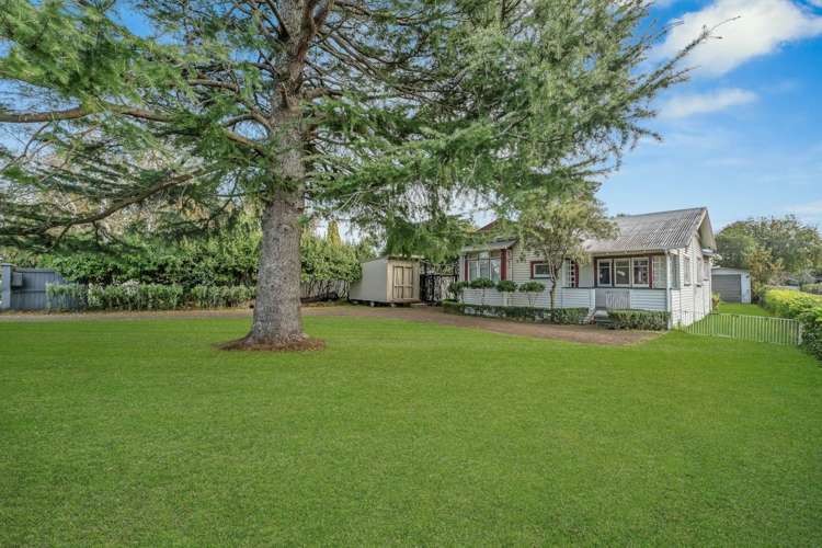 65 Beach Road Pahurehure_22