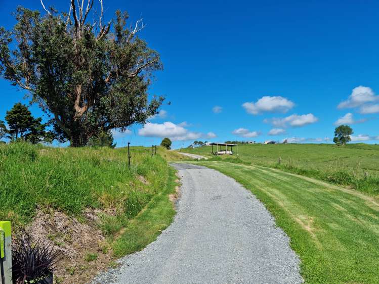 35 Karepo Lane Paparoa_23