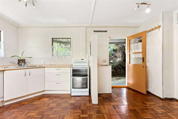 89 Takahe Road Titirangi_20