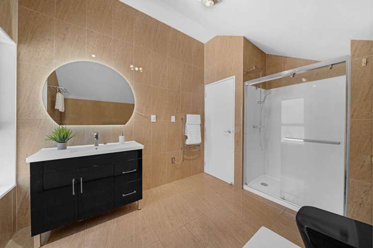263 Golf Road Titirangi_22