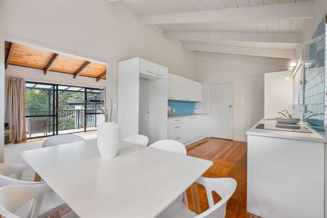 2/46 Matipo Road Mairangi Bay_3