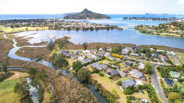 3 Laycock Road Tairua_1