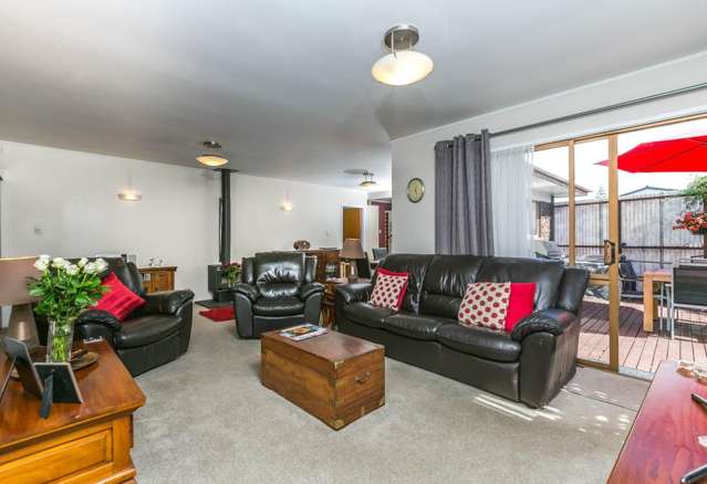 13 Matuhi Rise Henderson_2