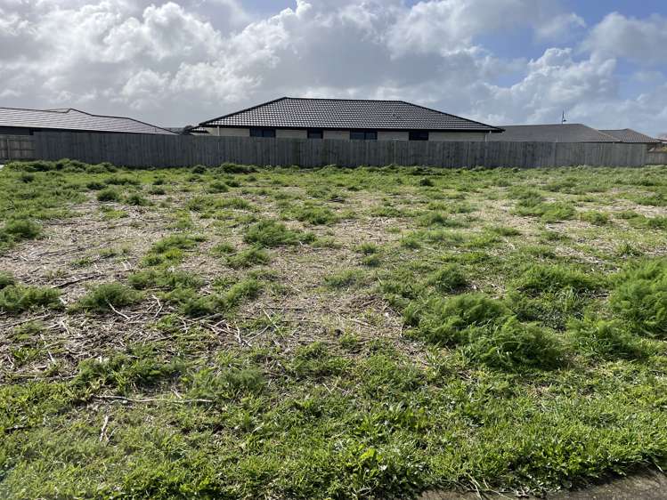 28 & 30 County Drive Hawera_1