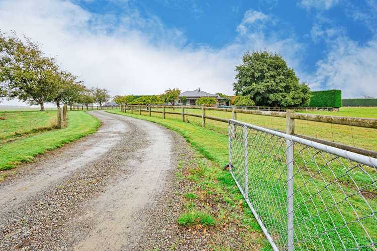 29 Weir Road Waianiwa_19