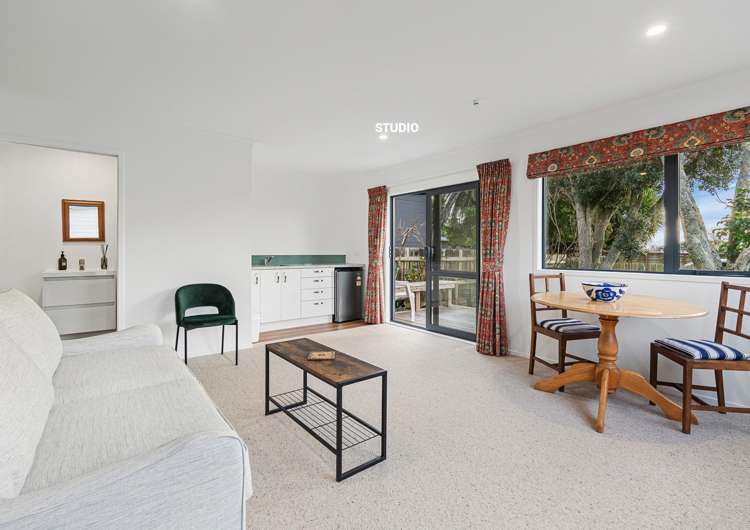 116 Wairau Road Oakura_21