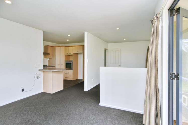 137 Kotuku Crescent Woolston_6