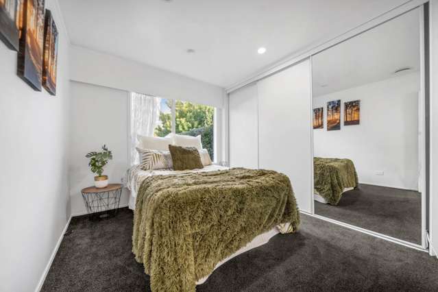 2/27 Waimana Road Conifer Grove_3