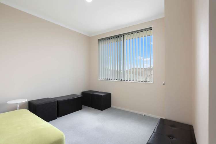 14 Natasha Lane Henderson_14