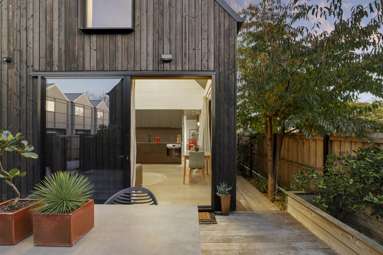12C Hurley Street_1