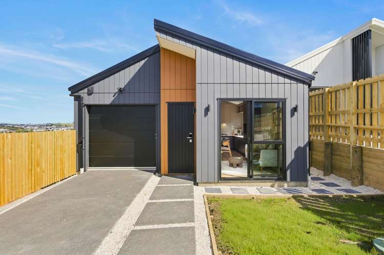 74 Ara Taha Crescent Orewa_16