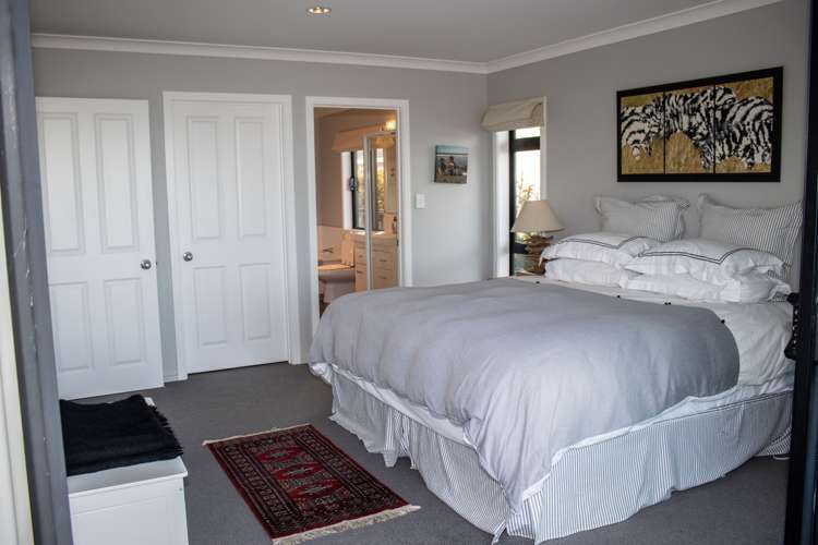 21 Sunset Parade Kai Iwi_10