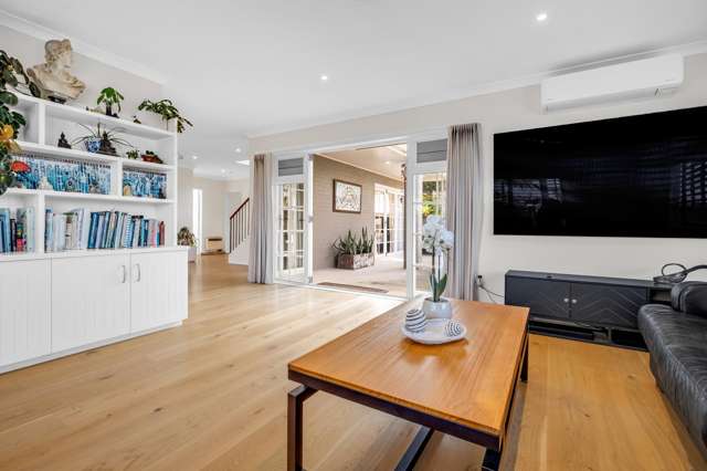 4 Gibson Place Mellons Bay_3