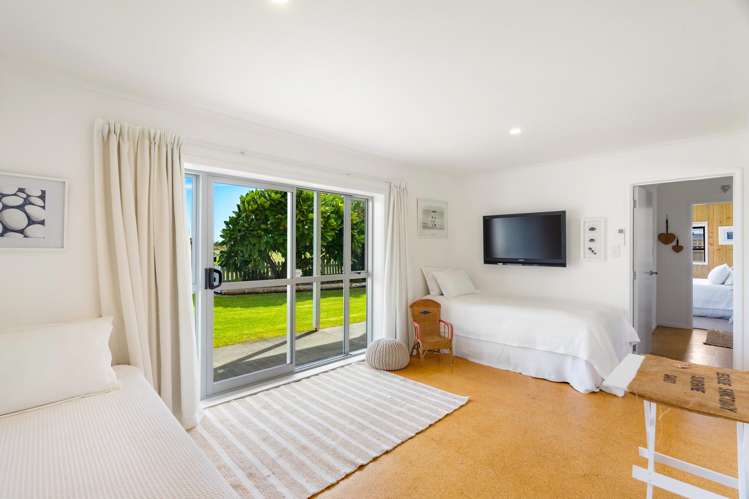 1 Moana Drive Mahia Peninsula_16