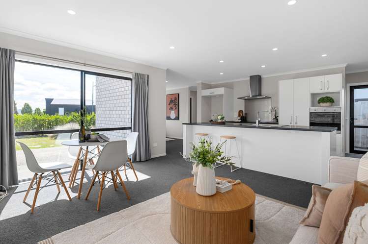 1/22 Iwi Road Baverstock_5