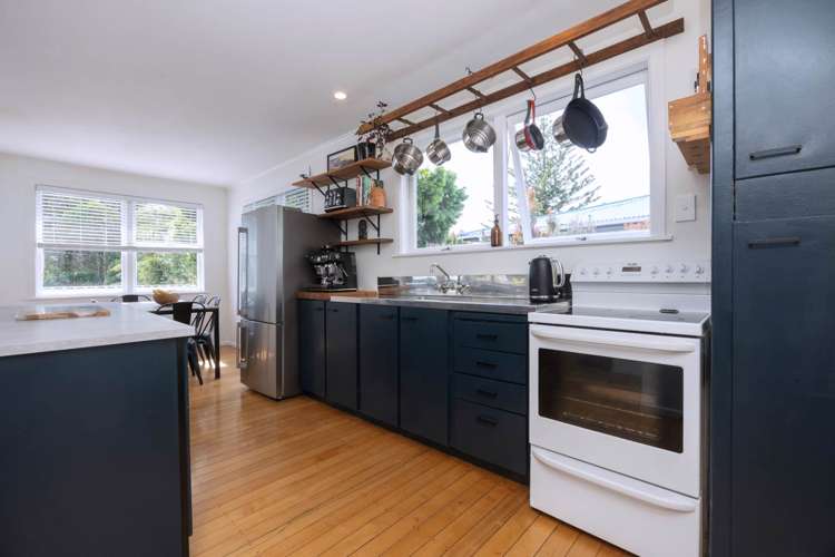 23 Lowtherhurst Road Massey_10