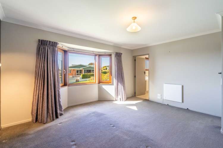 2 David Street Riverton_13