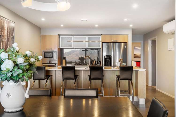 4/25 Belfast Terrace Queenstown_24