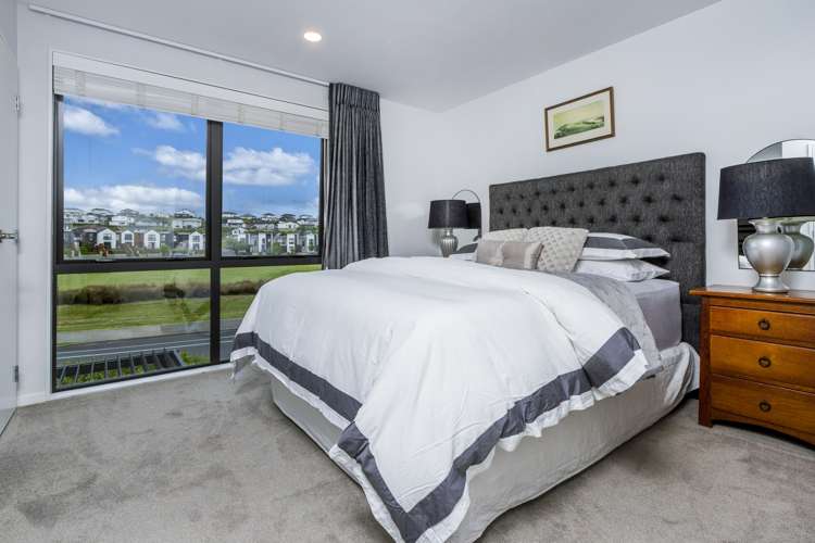 77 Bonair Crescent Silverdale_11