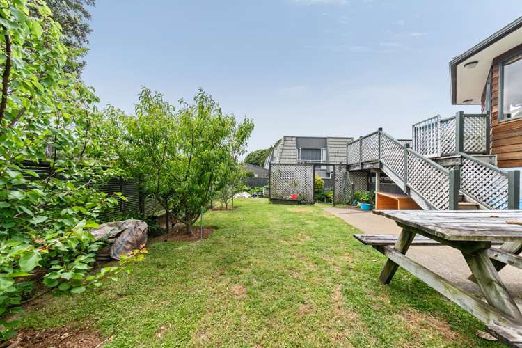 10 Saint Ives Grove Whalers Gate_18