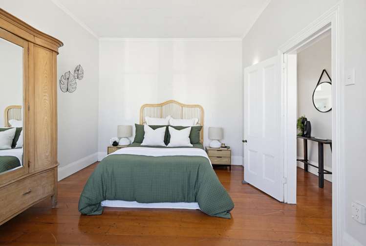 37 Donald Mclean Street Newtown_13