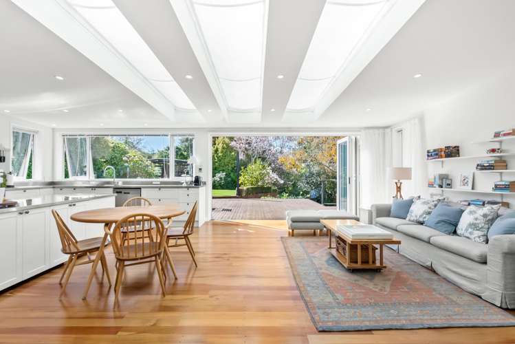 48 Gurney Road Kelson_4