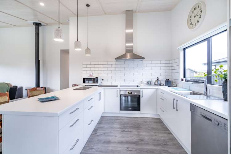 29 Pounamu Drive Te Anau_13