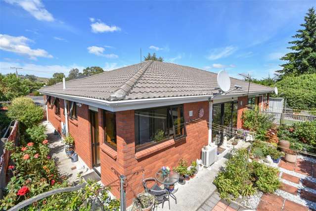 2 Bedroom Mosgiel Townhouse