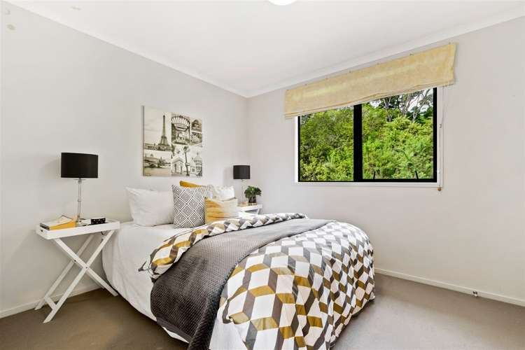 42 Greenbough Lane Greenhithe_11