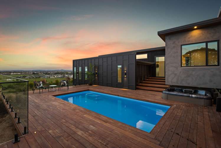 78 Oak Road Poraiti_2