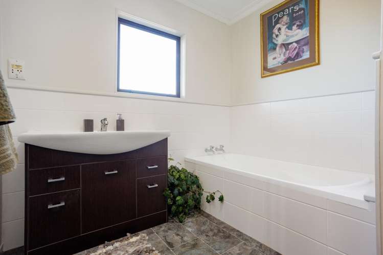 12 Crabb Road Okoroire_20