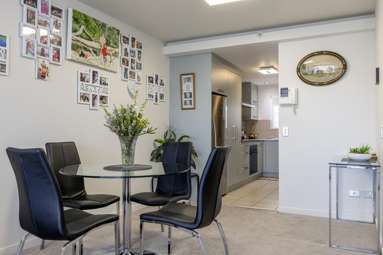 16/101 Roberts Street_2