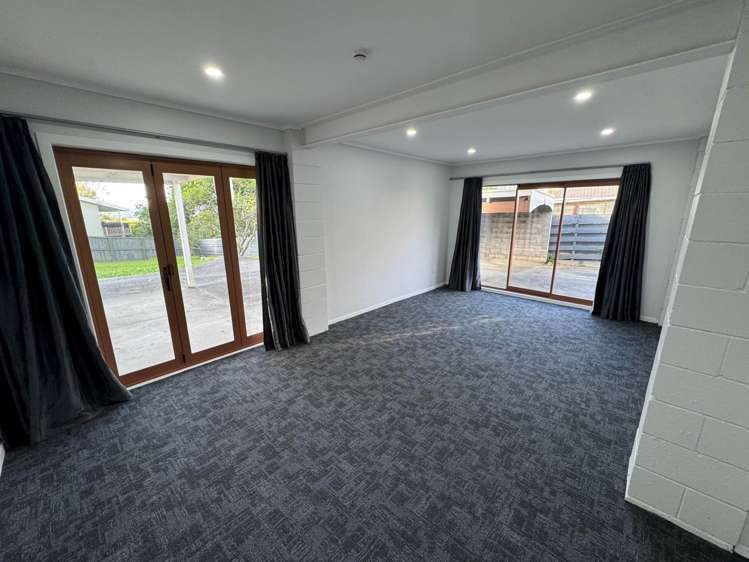 Royal Road Massey_16