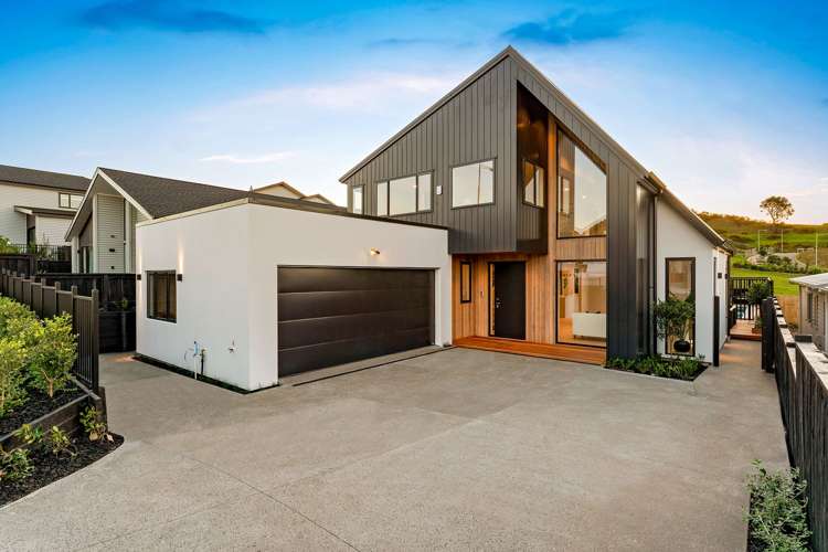 5 Kotuitui Drive Wainui_2