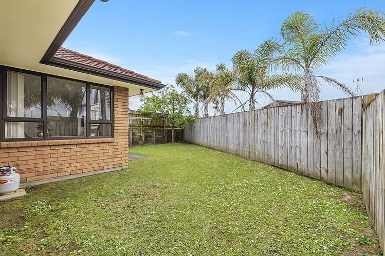 5 Dapple Place Flat Bush_13