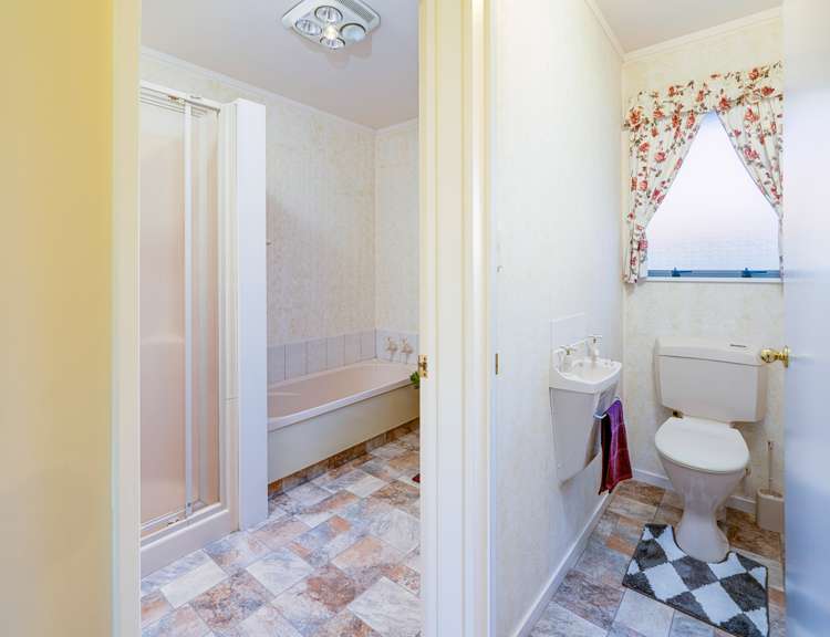 32 Masefield Street Stoke_13