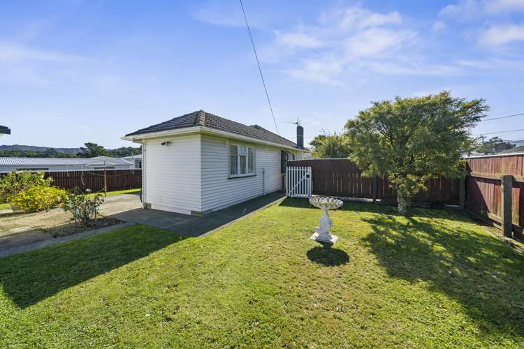 33 Frederick Street Wainuiomata_16