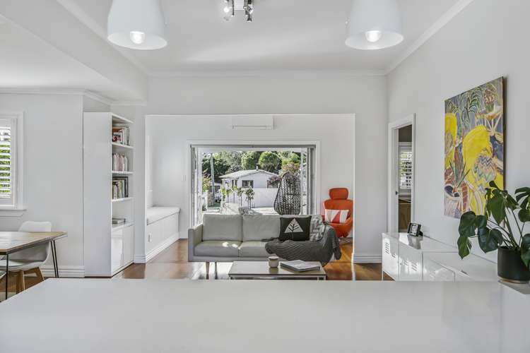 8 Rambler Crescent Beach Haven_3